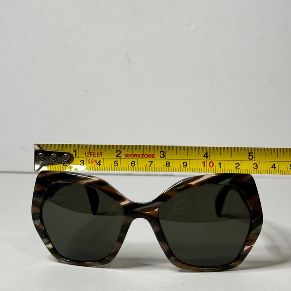 PRADA Grey And Brown Crystal Color Sunglasses - Picture 17 of 17